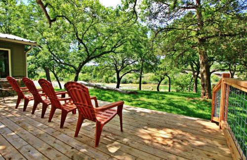 Wimberley House | Frog Cottage on the Blanco