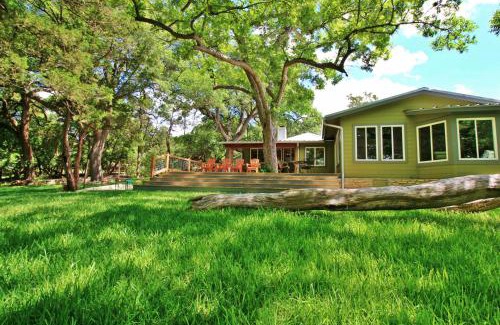 Wimberley House | Frog Cottage on the Blanco