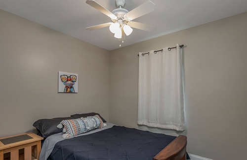 Homer Cottage | Frog's Nest Cottage on Beautiful Lake Claiborne!