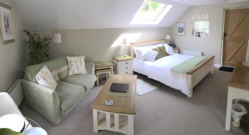 Newton Saint Cyres Apartment | Frogmill Studio