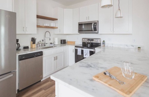 Martinsburg Apartment | Frogmore Cottage- one bedroom apartment