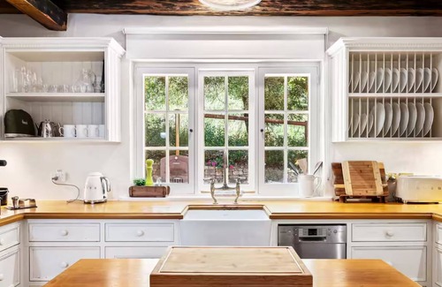Stirling House | FROGWELL HOLLOW immerse into an idyllic fairytale!