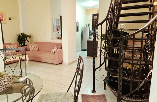 Corniche Road-Dahar Apartment | from 1 week: -35% discount private roof terrace sea view pool free WiFi