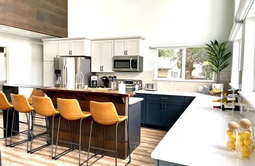 Loon Lake House | From Sunrise to Sunset - Escape to Loon Lake, Brand-New Stunning Home. Sleeps 12