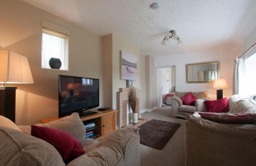 Penrhyndeudraeth House | Fron - Cottage