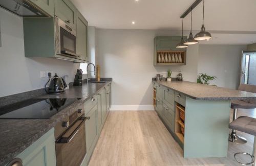Ruthin House | Fron Haul - Gwennol