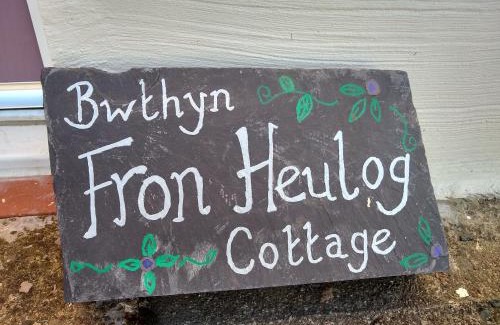 Gallt Y Foel House | Fron Heulog Cottage