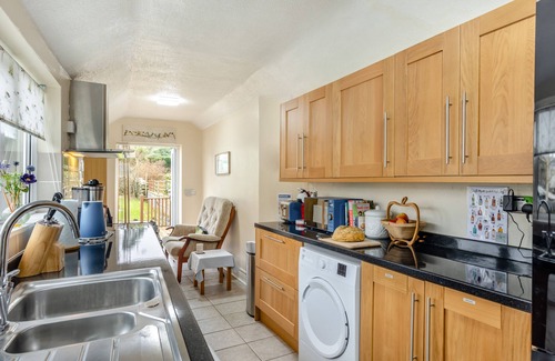 Tanygrisiau House | Fron Hyfryd - Three Bedroom House, Sleeps 6