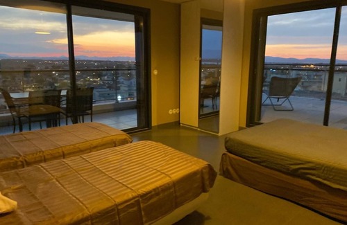 Mediterranee Apartment | FROND DE MER T5 APPT 4 STARS 125 m², PANORAMIC TERRACE 121 m² IN CANET PLAGE