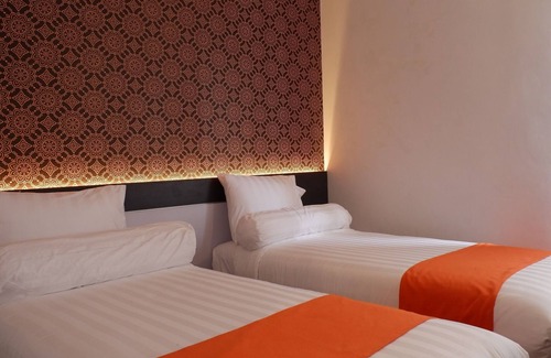 West Semarang Hotel | Front One Boutique Tugu Muda Semarang