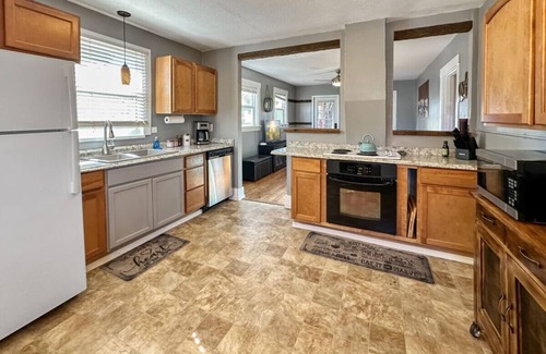 Cascade Apartment | Front Street Retreat