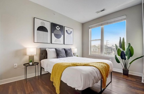 Fletcher Place Apartment | FRONTDESK 531 Virginia Ave Apts Downtown Indianapolis