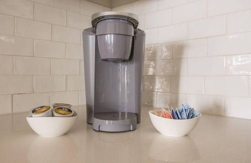 Butchertown Apartment | Frontdesk | Immaculate 1BR Near River + Ballpark