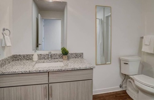 Avondale Apartment | Frontdesk | Modern Studio Apt near UAB Hospitals