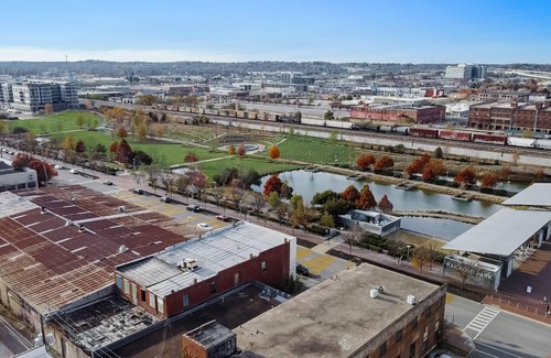 Avondale Apartment | Frontdesk | Modern Studio Apt near UAB Hospitals