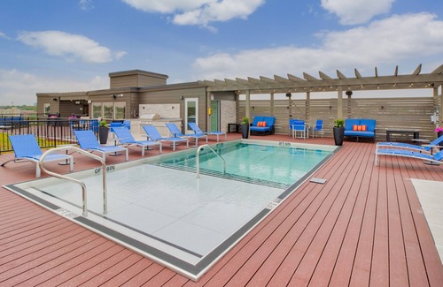 Cole-Noble District Apartment | Frontdesk | Studio Apt near White River State Park