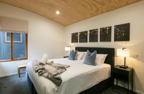 Falls Creek Cabin | Frueauf Village