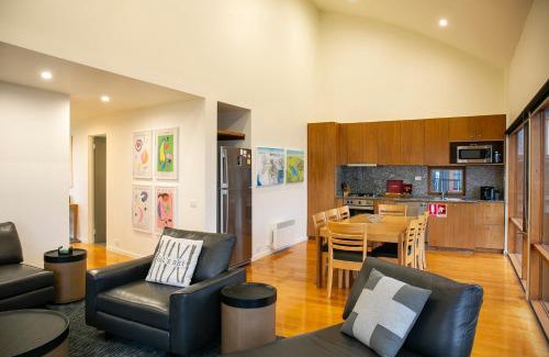 Falls Creek Cabin | Frueauf Village