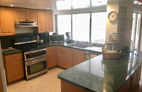 Golden Lakes House | Fruit of Life Tropical Getaway