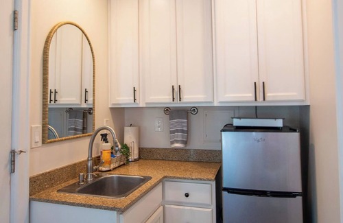 Moscow Apartment | Fruit Smoothie Flat