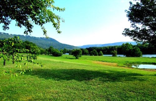 Lookout Valley Neighborhood Association House | Fryars' Green at Tennessee RiverPlace