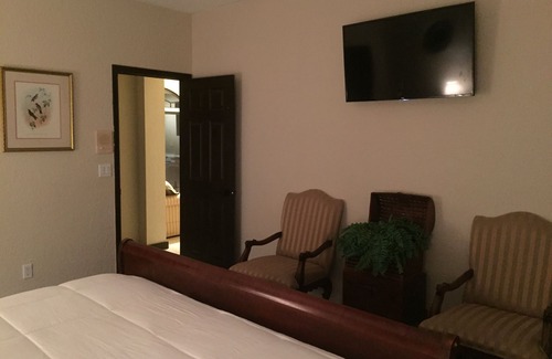 Southwest Ranches House | Ft. Lauderdale Guest House