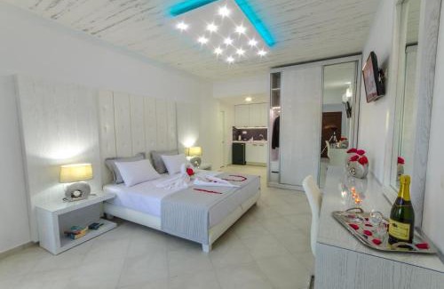 Skiathos Town Villa | FTELIA LUXURY STUDIO 'QUATTRO'