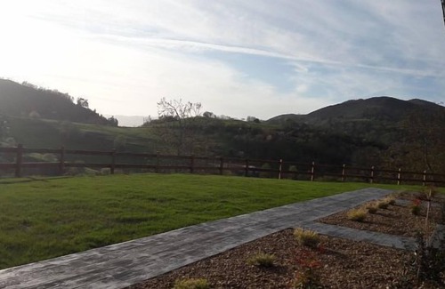 Soto de Cangas Cottage | Fuente El Güeyu apartments for 2 people