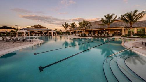 Naples House | Full 3BR House in Naples!