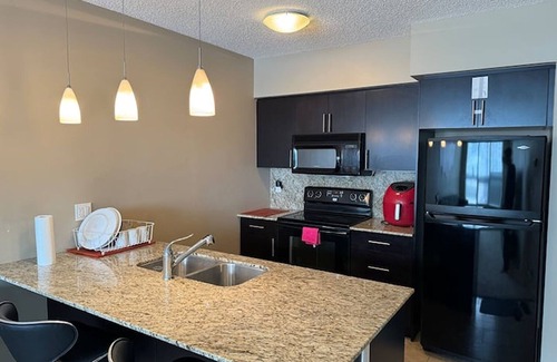 Haysboro Apartment | Full Apartment Near Stampede And Train Station
