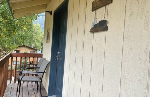 Chugiak Apartment | Full Apartment on Peaceful Alaskan Homestead