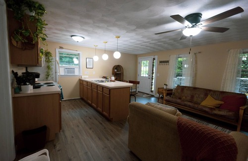 Saunderstown Apartment | Full apartment minutes from Newport and the beaches