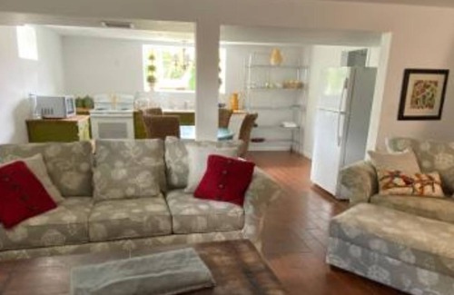 Open Gates Apartment | Full basement apartment close to UK and other Lexington attractions.