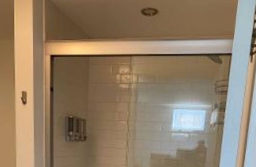 Open Gates Apartment | Full basement apartment close to UK and other Lexington attractions.