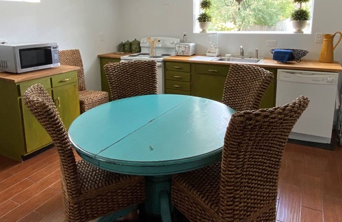 Open Gates Apartment | Full basement apartment close to UK and other Lexington attractions.
