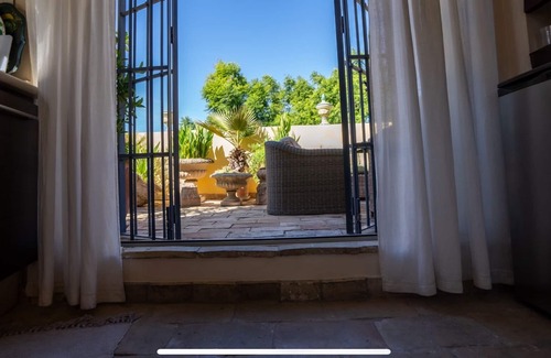 Museo House | Full confort house,200 m2 PLUS 80m² terrace, 3 bedrooms ,3 bathr,historic center