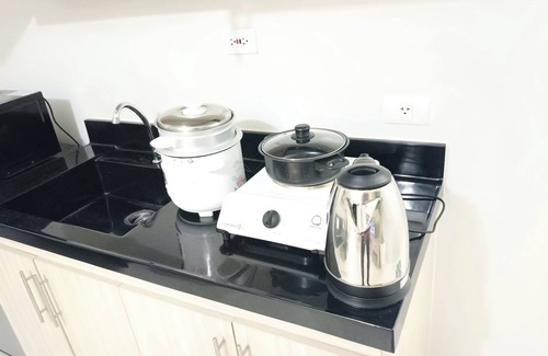 Basak Condo | Full Cozy 1BR w/Pool, Balcony w/Panoramic View, PrimeTV by Mall & Airport