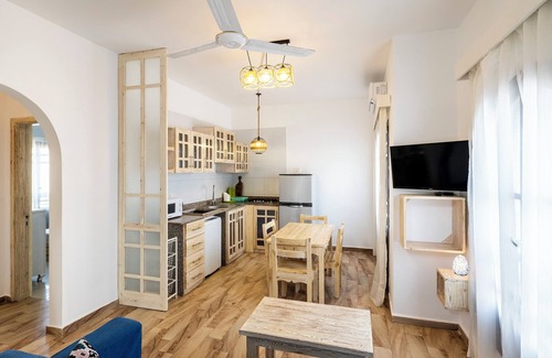 Sinai Peninsula Apartment | Full-furnished spacious apartment with rooftop and sea view