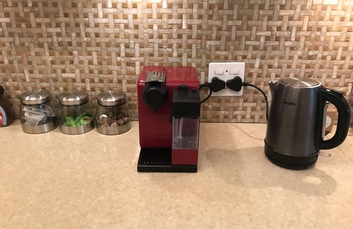 Greater Johannesburg Metropolitan Area House | Full House 150m from 4th ave Parkhurst (high speed wifi & Netflix)