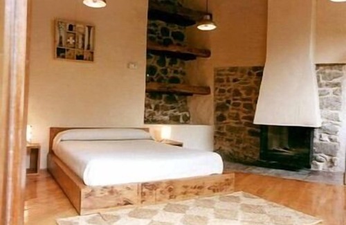 Cuevas de Vinayo Cottage | Full house for 2 people