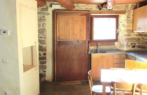 Cuevas de Vinayo Cottage | Full house for 4 people