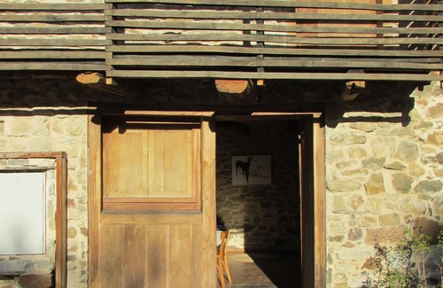 Cuevas de Vinayo Cottage | Full house for 4 people