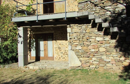Cuevas de Vinayo Cottage | full house for 4 people