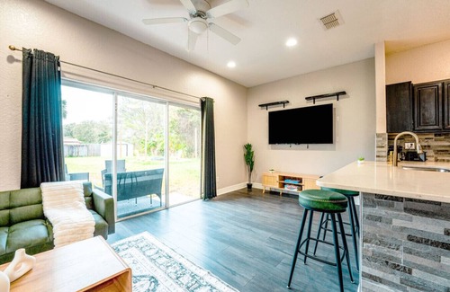 Chuluota House | Full House/HotTub/Mins to UCF
