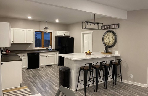 Prairie Du Chien House | Full house in PdC w/large deck - only blocks from downtown & the Mississippi!