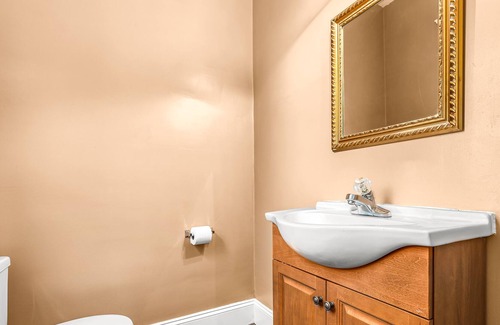 Mexicantown - Southwest Detroit House | Full house sleeps 8 five min from downtown