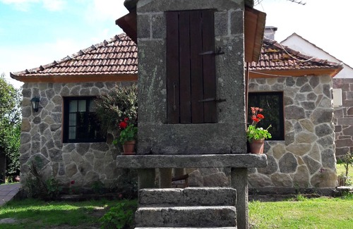Ponte Caldelas House | FULL house with enclosed property, garden and barbecue. SEPTEMBER 80€/noche