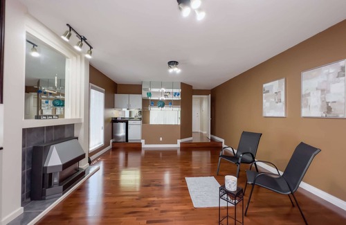 Townline Hill House | Full House with Peaceful neighborhood for Rent— 7 min from YXX