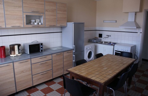 Tarbes Cabin | Full housing on the 1st floor of a detached house