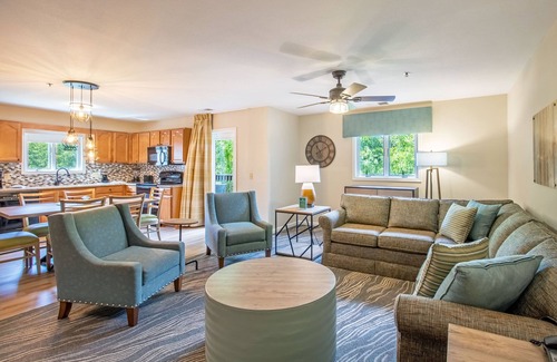 McGaheysville Condo | Full Kitchen, Mountain Views, Resort access!